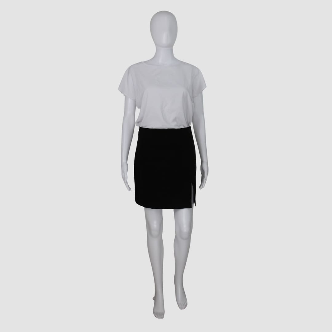 Mathilde Golher x NA-KD Black Plain Mini Skirt